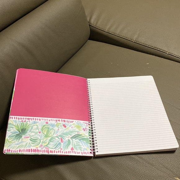 Lily Pulitzer notebook - Picture 3 of 4